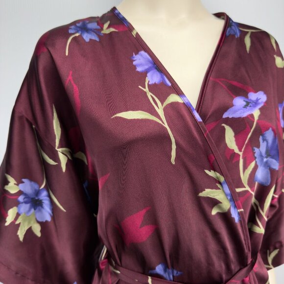 FASHION BUG Floral Red Kimono Robe Satin Knees Long Burgundy Color sz M - Picture 4 of 6